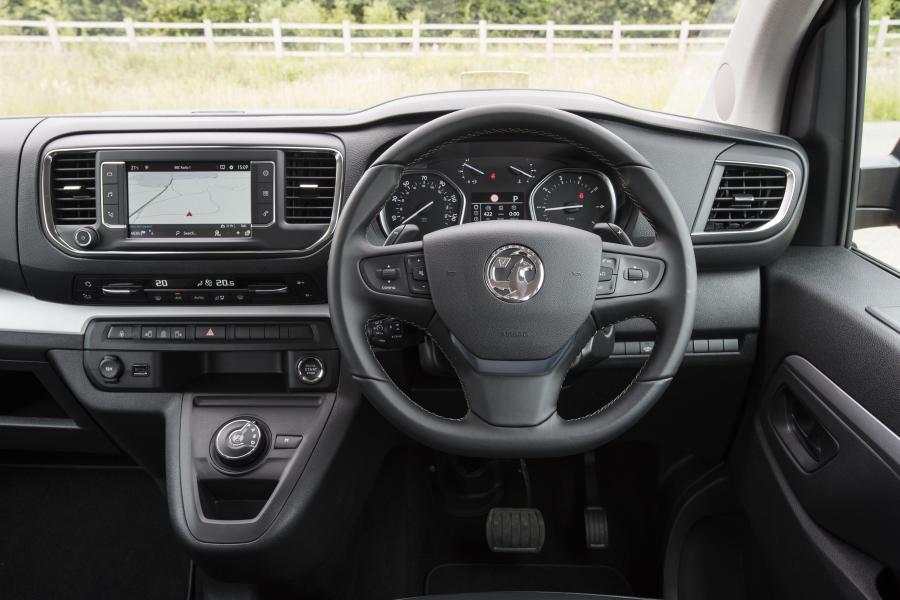 Торпедо Vauxhall Vivaro Life 2019 года  (фото 16 из 28)